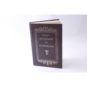 Alice's Adventures In Wonderland, Lewis Carroll, Illustrations by John Tenniel